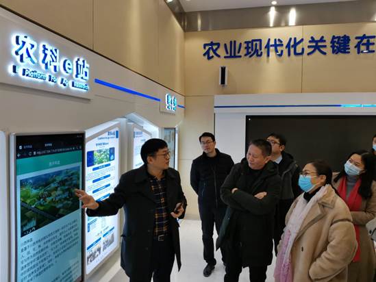 303e7ef5ac2c7f0193a2b6ad29021d1